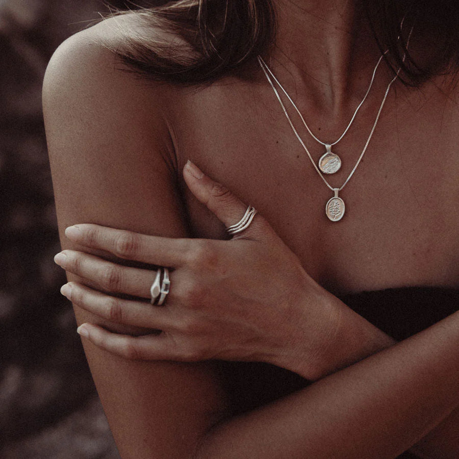 Lisa Fletcher Lupine Necklace Silver