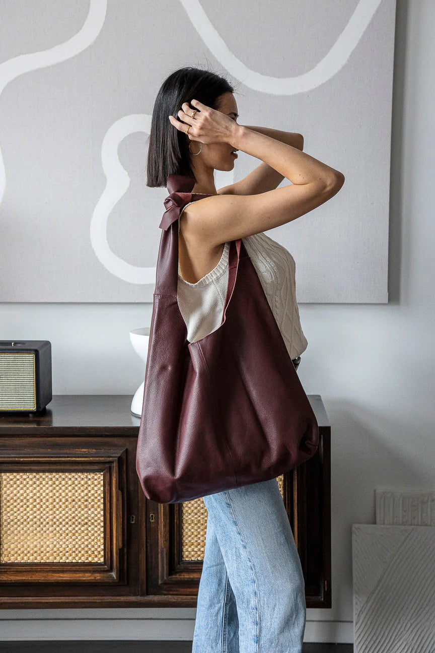 Risa Knot Tote Leather Maroon