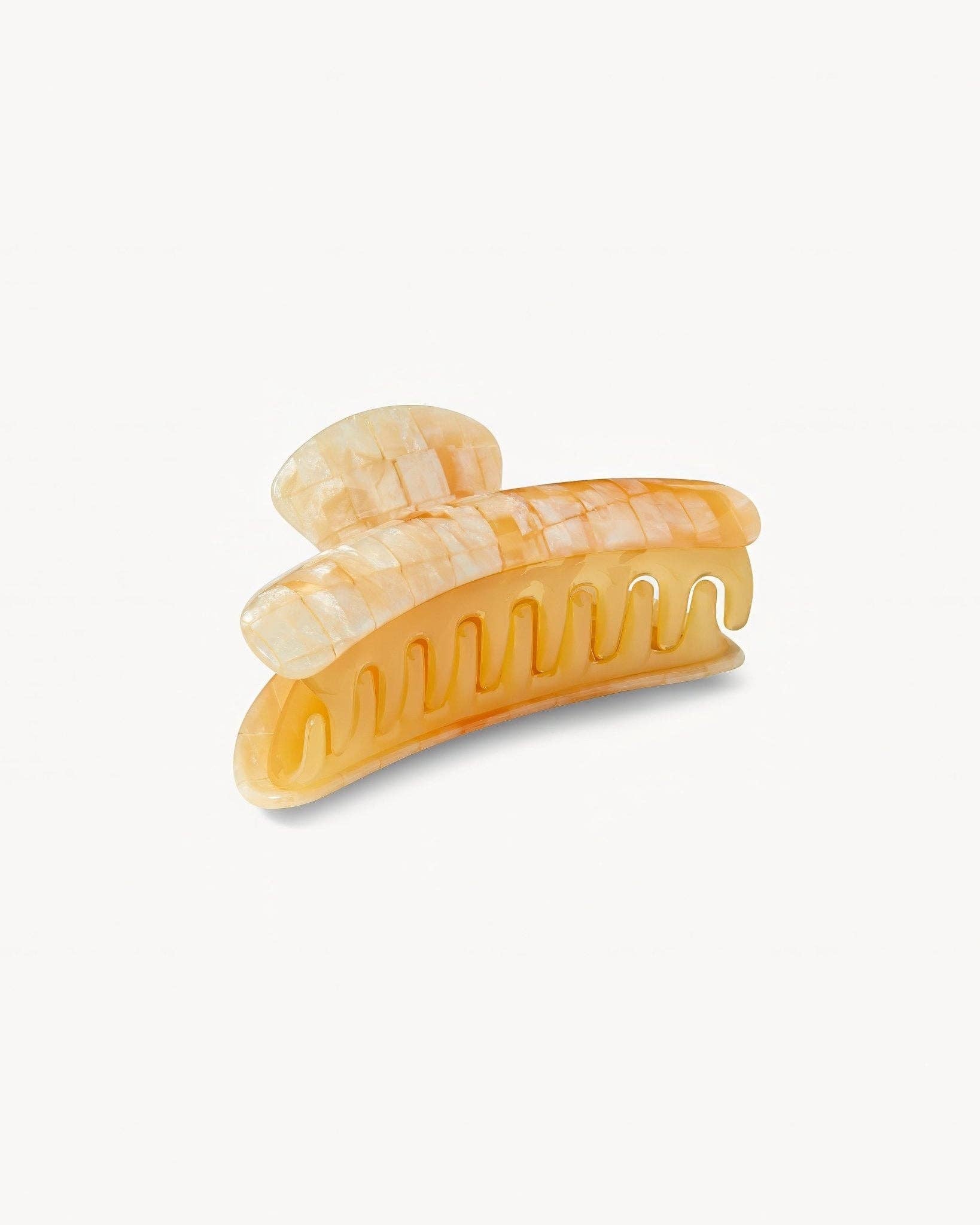 Grande Heirloom Claw in Sea Shell Checker