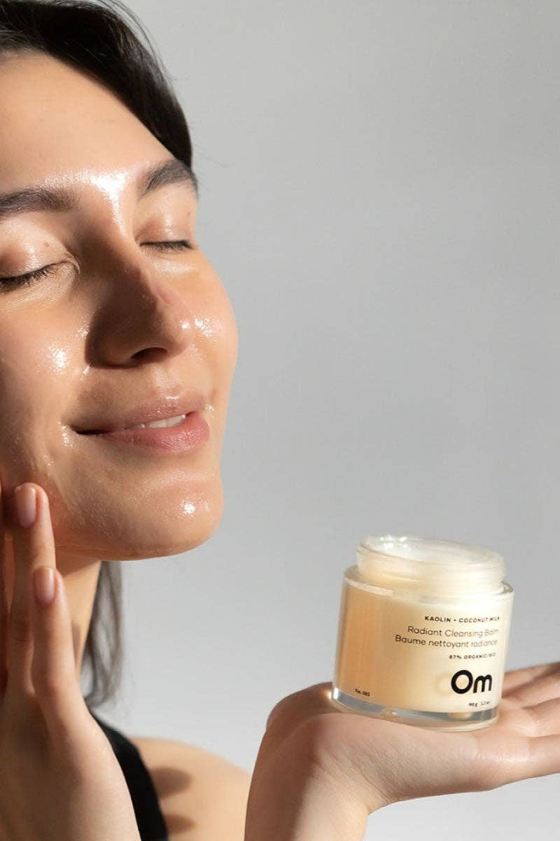 Om Organics Mini Kaolin + Coconut Milk Radiant Cleansing Balm - Mini 14g