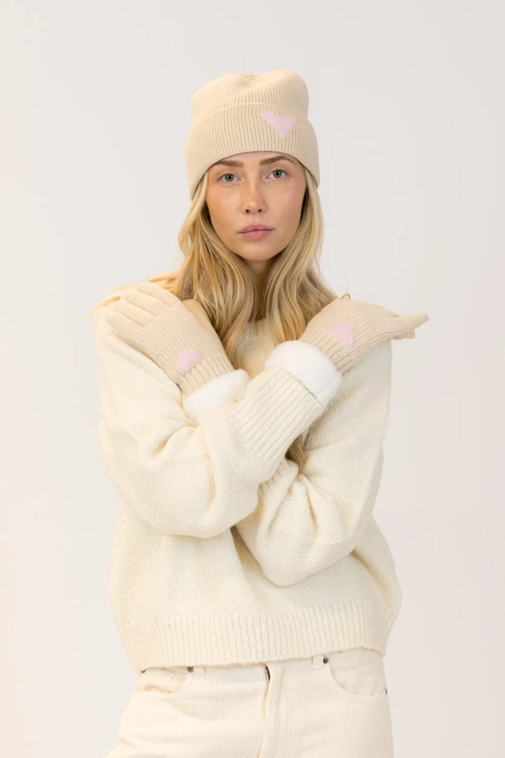 Lyla + Luxe Apres Heart Beanie & Glove Set