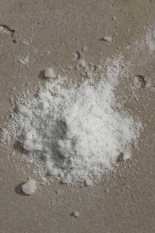 Om Organics Herb + Petal Soothing Bath Soak - Full Size 630g