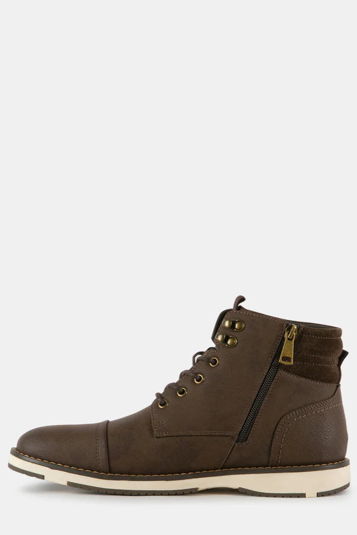 Steve Madden Magnum Boots Brown