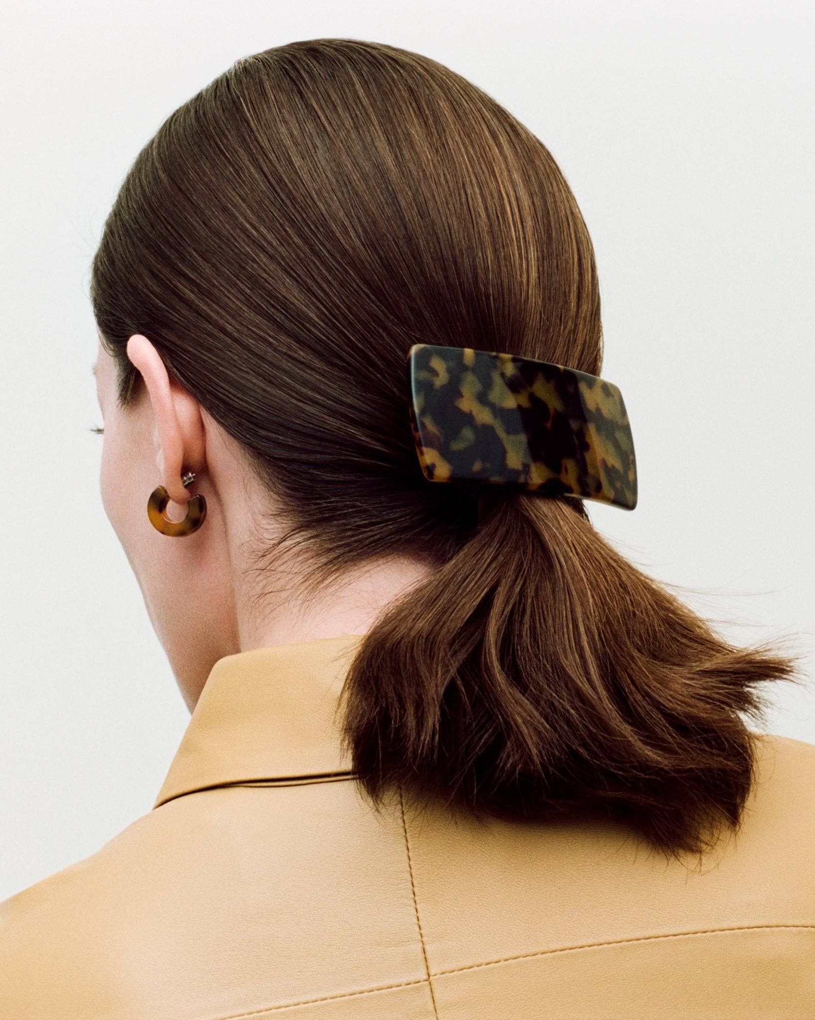 Muse Hoops in Blonde Tortoise