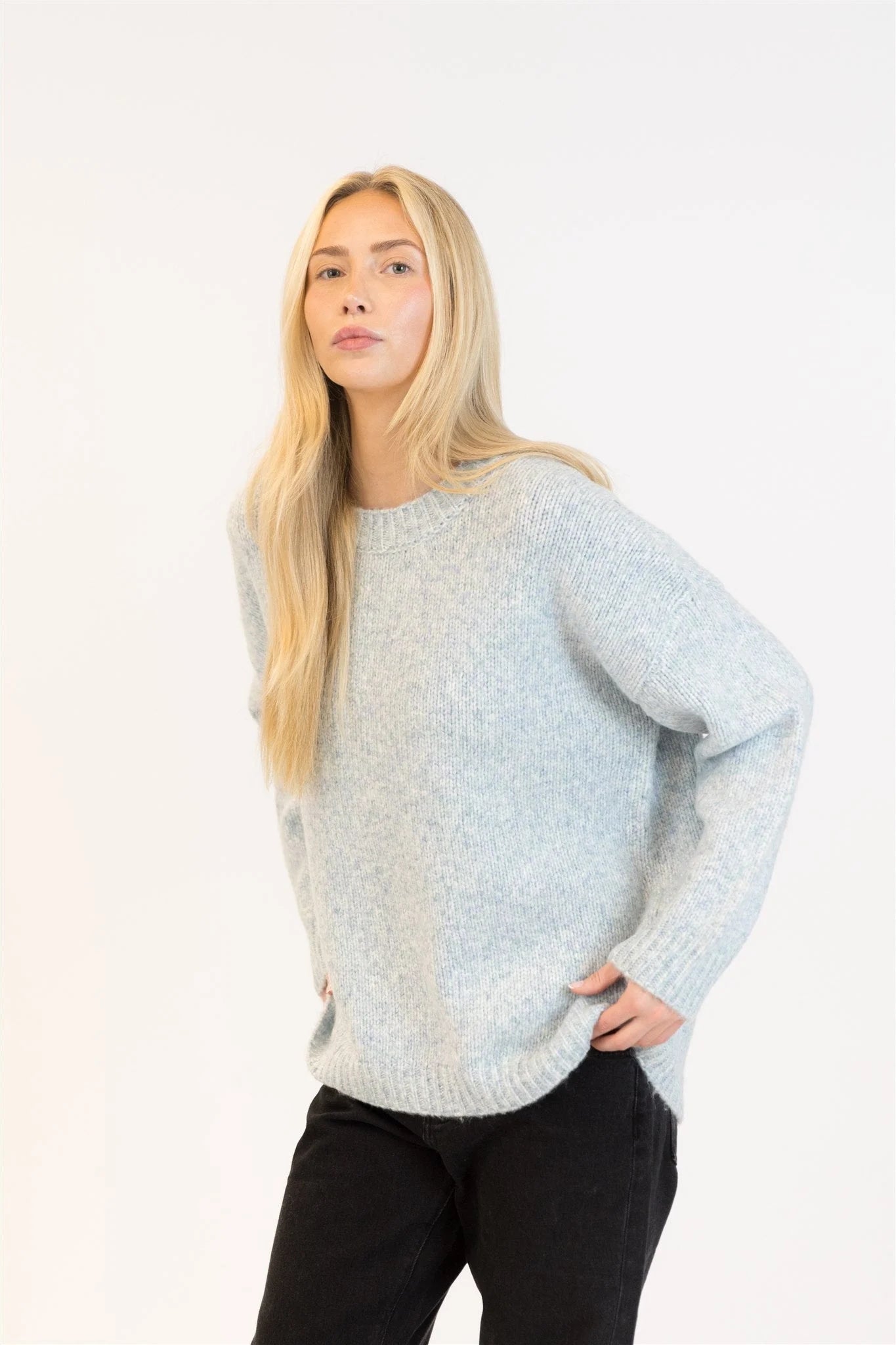 Lyla + Luxe Opal Crewneck Pullover Blue Green Marl