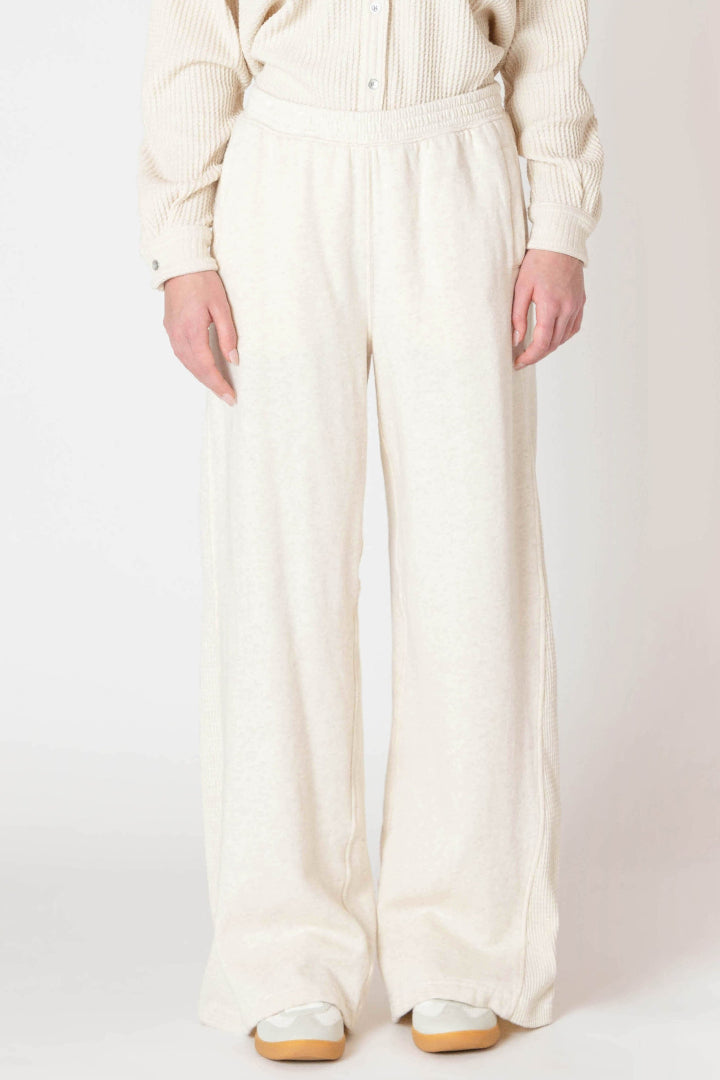Room 34 Wide Leg Knit Jogger Cake Batter