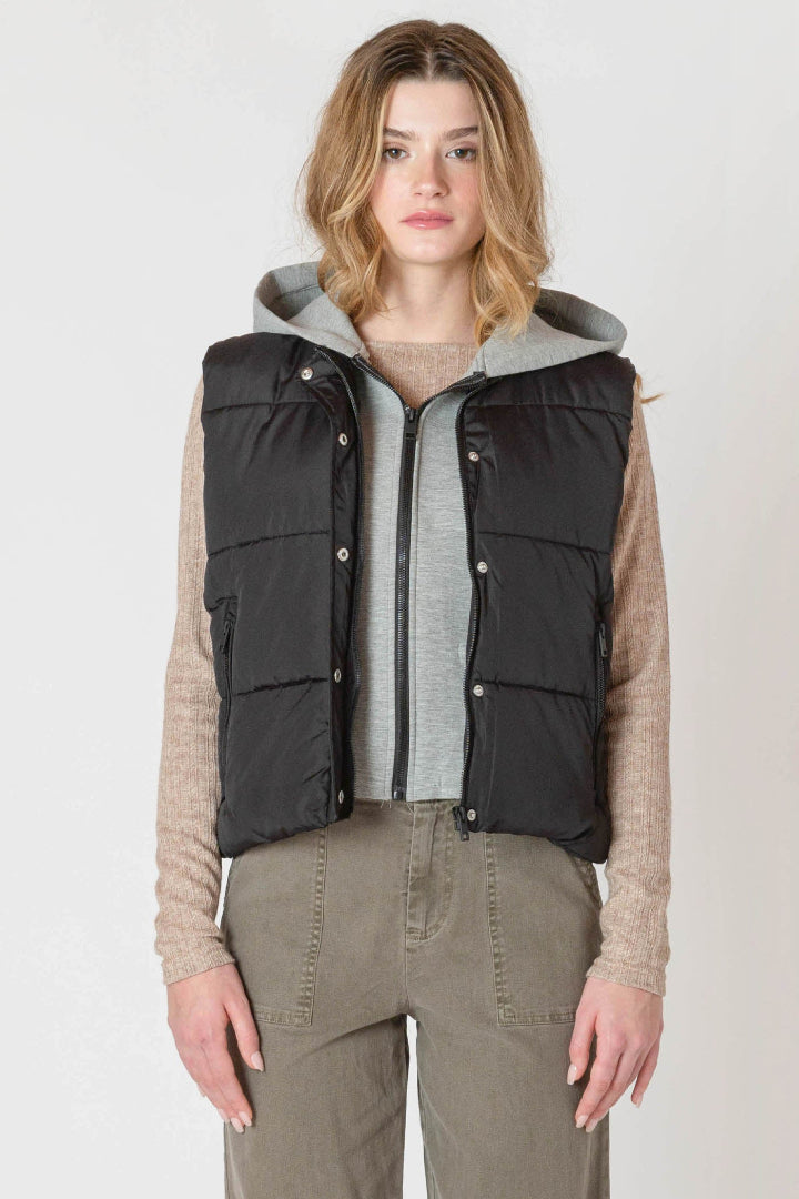 Room 34 Short Puffer Vest Black