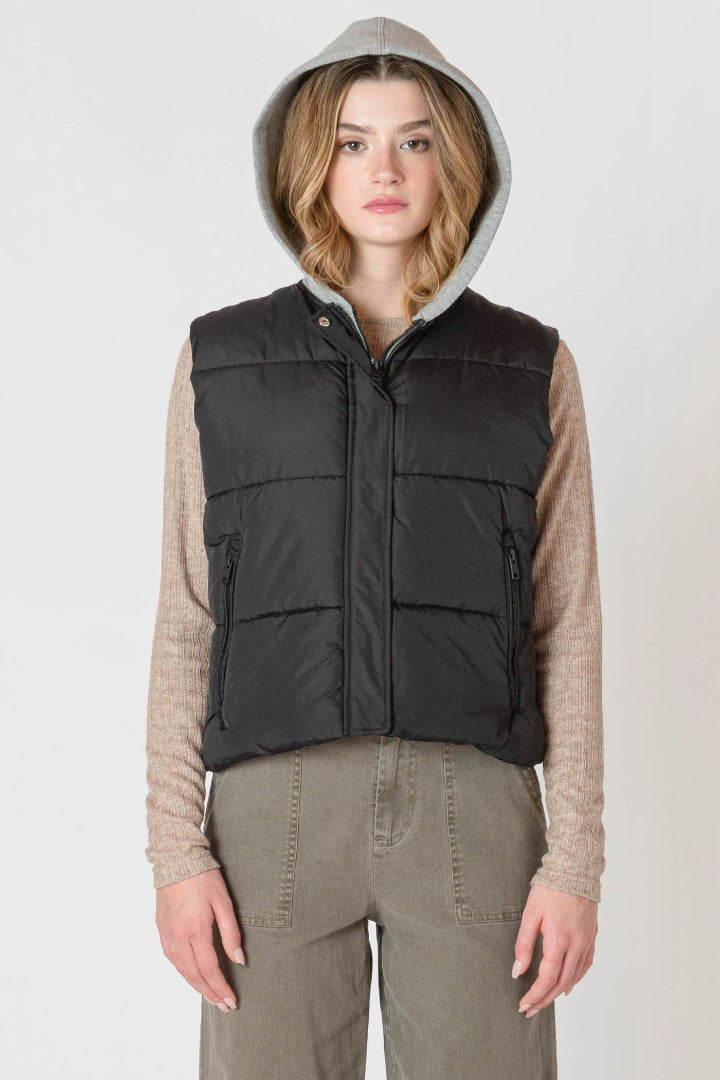 Room 34 Short Puffer Vest Black