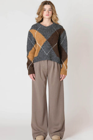 Room 34 V-Neck Patterned Sweater Neutral Argyle