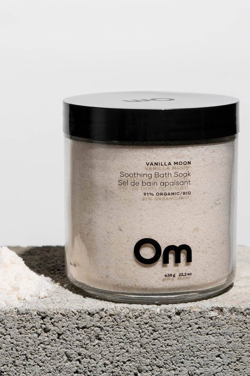 Om Organics Vanilla Moon Soothing Bath Soak - Full Size 630g