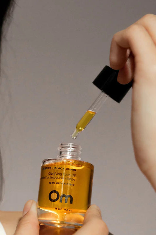 Om Organics Rosehip + Black Cumin Clarifying Face Oil - Full Size 28ml