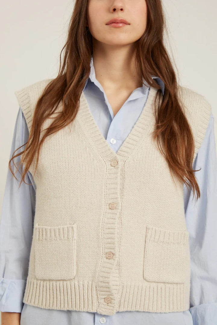 Naif Mura Vest Milk