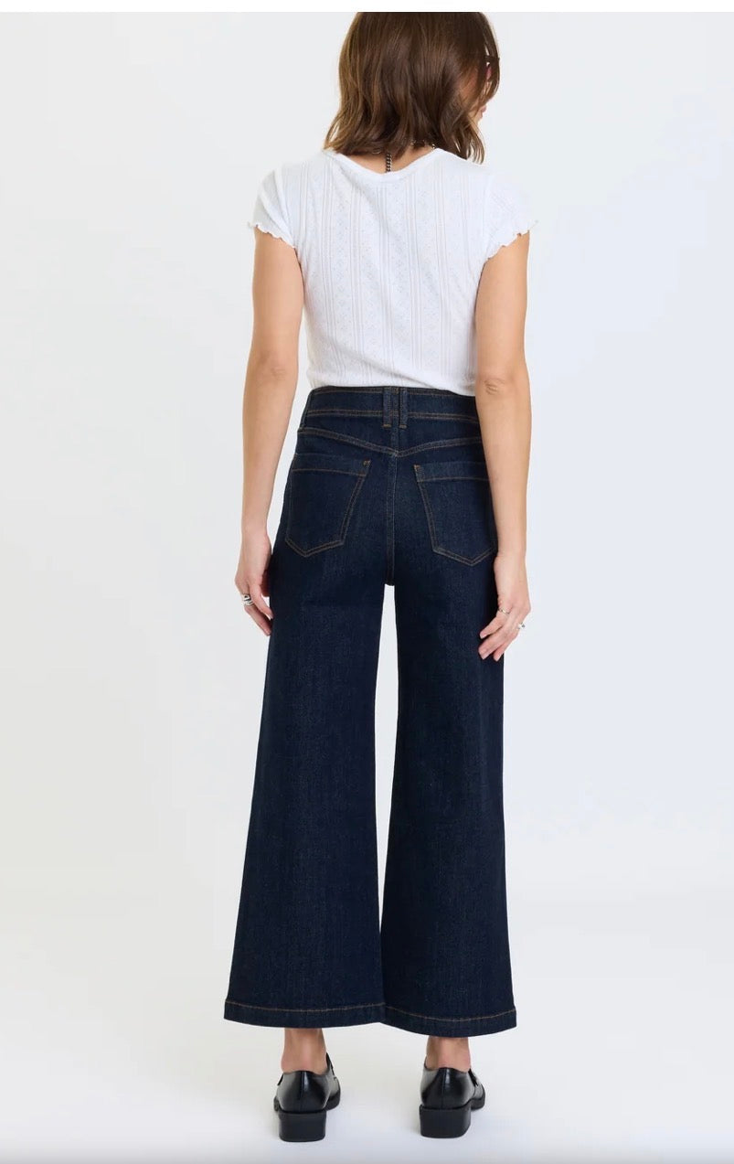 Daze Valley Girl High Rise Patch Pocket Wide Ankle Rinse
