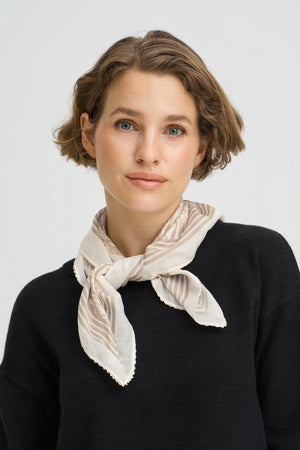 B Young BYVanille Scarf Birch Tiger Multi Lines