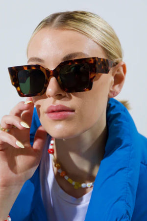 Shady Lady Brynn Tortoise
