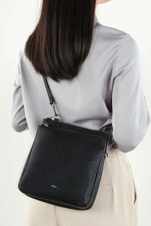 Colab Aven Crossbody
