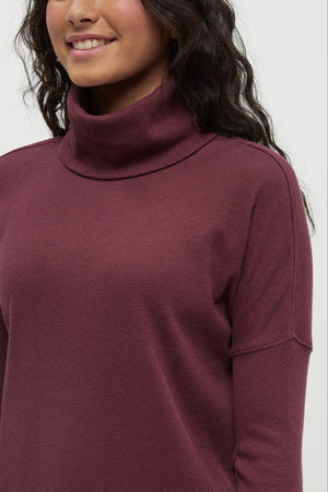 TenTree Highwood Turtleneck