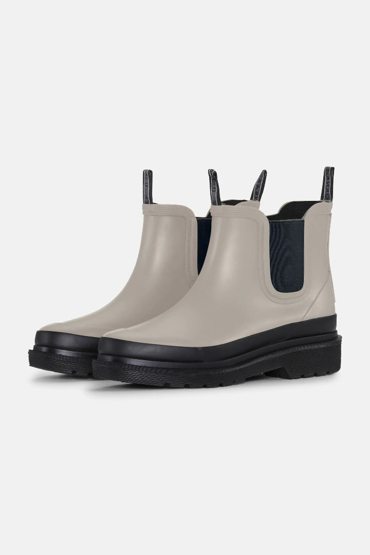 Ilse Jacobsen Rub30C Chelsea Rain Boot Atmosphere Covet in Qualicum