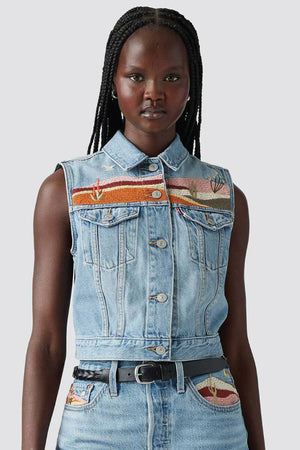 Levi's Trucker Vest Desert Utopia