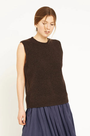 Naif Kennedy Vest