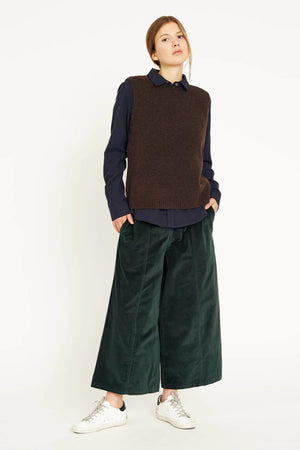 Naif Kennedy Vest