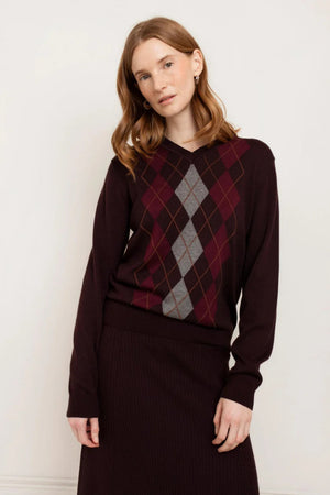 Paper Label Felicia Argyle V Neck Chocolate Combo