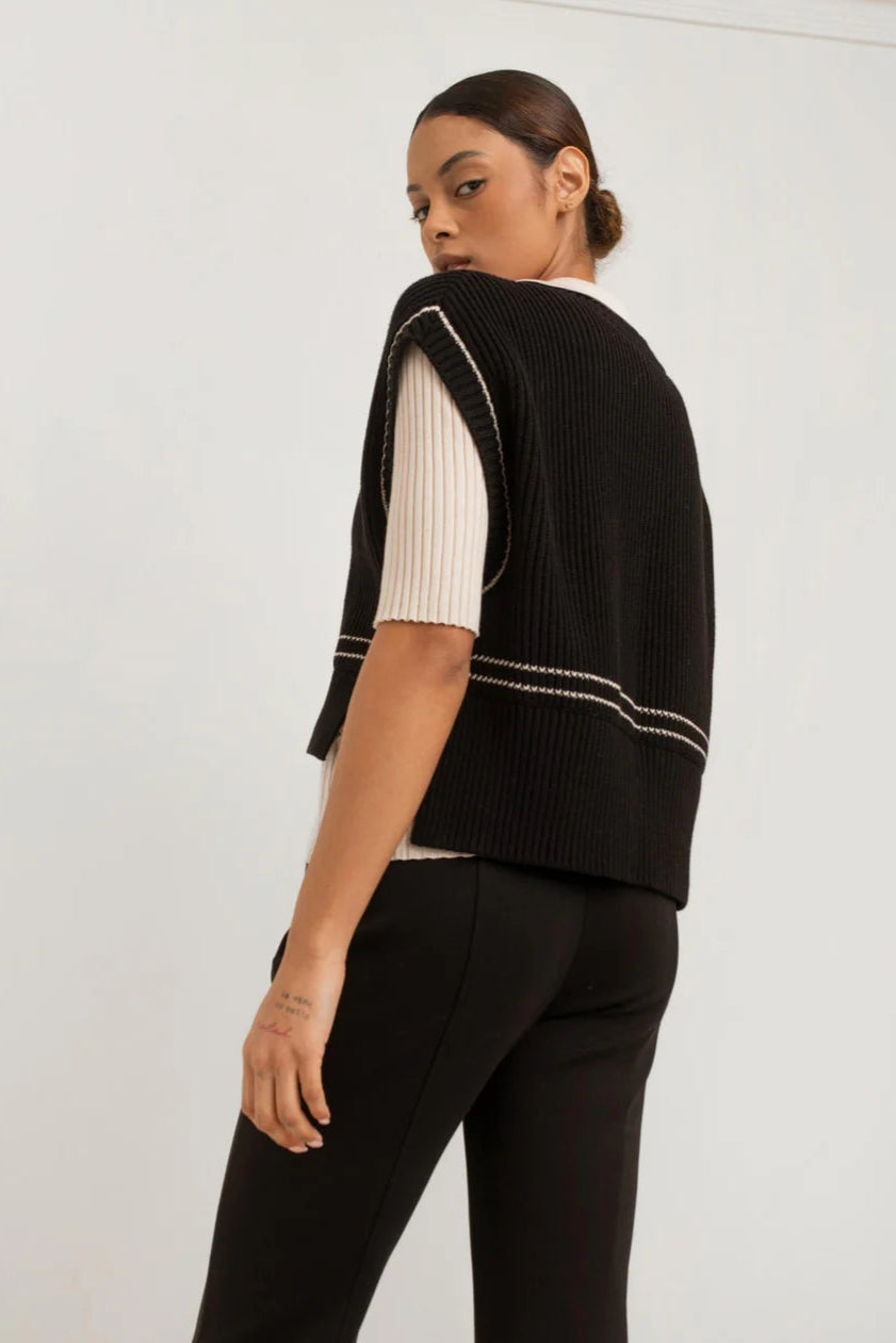 Paper Label Ash Vest Black