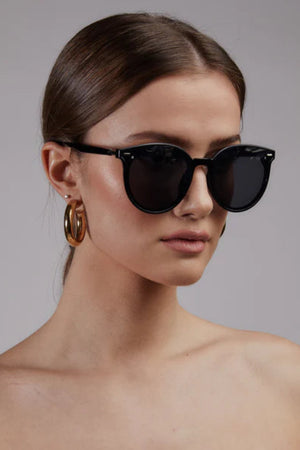 Shady Lady Jordie Black
