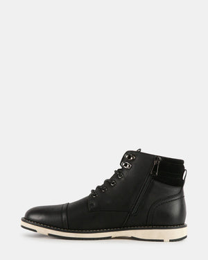 Steve Madden Magnum Boots Black