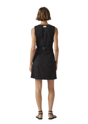 Levis Vianna Vest Dress Capturing Moments