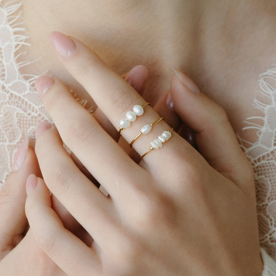Mini Pearls Ring