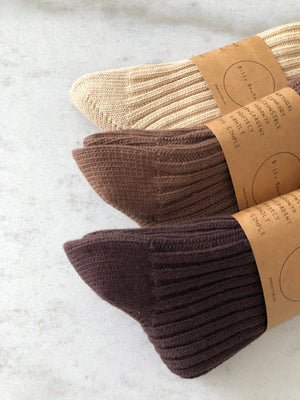 RIBBED COTTON HIGH SOCKS - neutral