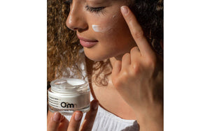 Om Organics Mini Coconut Dew Hyaluronic Moisture Cream