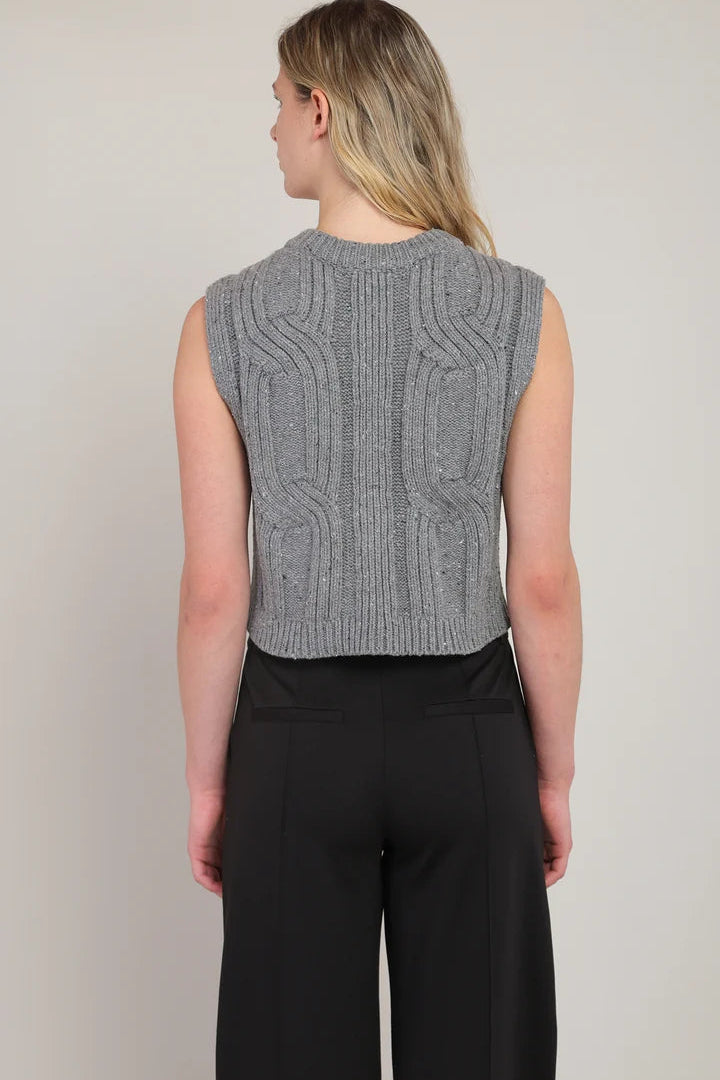Room 34 Cable Sweater Vest Grey