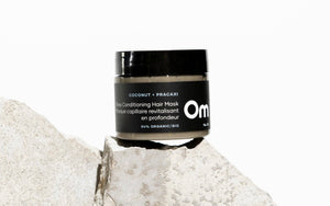 Om Mini Coconut + Pracaxi Deep Conditioning Hair Mask